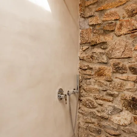 Honey Bee House Daire *